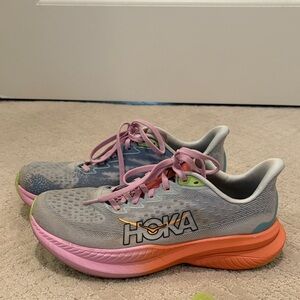 Hoka Gray and Pink Mach 6